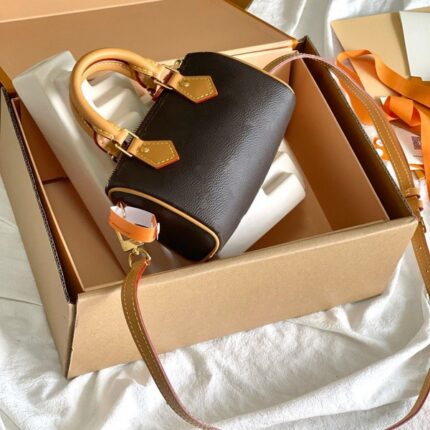 Super chip version 23 new women's bag Nano Speed mini pillow bag portable shoulder messenger bag